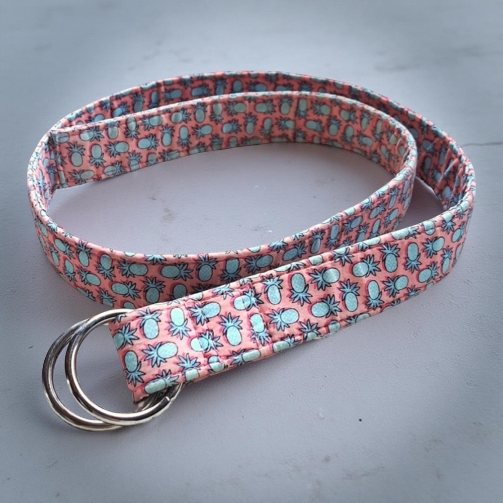 Vineyard Vines Sunwashed Pink & Teal Pineapple D-Ring Cotton Fabric Belt